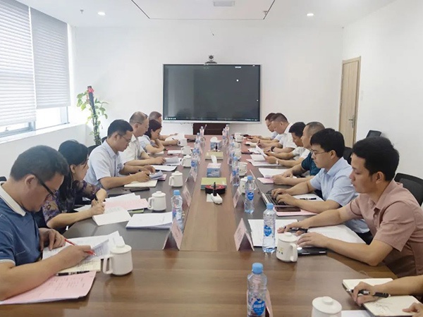 國資委監(jiān)事會主席鐘宇暉到江糧集團所屬江莨供應(yīng)鏈調(diào)研指導(dǎo)