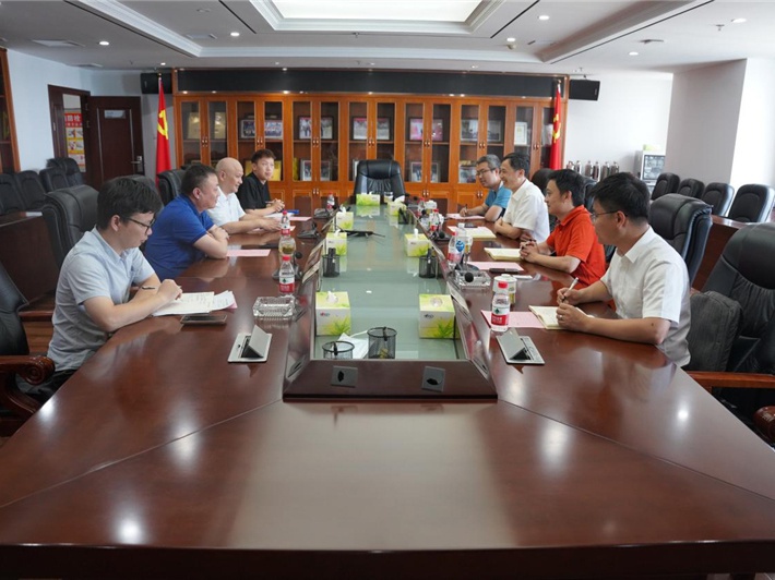 省機電設(shè)備招標(biāo)有限公司總經(jīng)理陳裕燕一行到江糧集團交流洽談