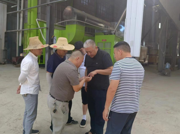 集團公司副總經(jīng)理翟云濤到吉安購銷公司、安福公司 調(diào)研早稻收購工作